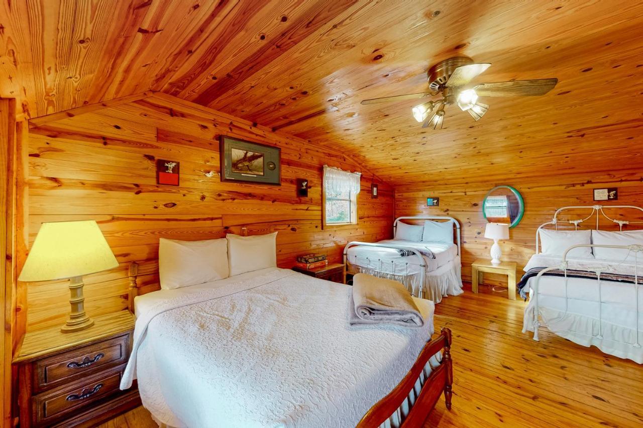 Charlie'S Ol' Fishing Cabin 尤里卡斯普林斯 外观 照片